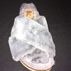 Size 10 Brand New Fuzzy Sandal